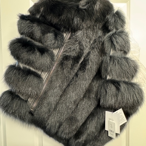 Fox Fur and Sheep Leather Poncho NWT - Picture 1 of 6